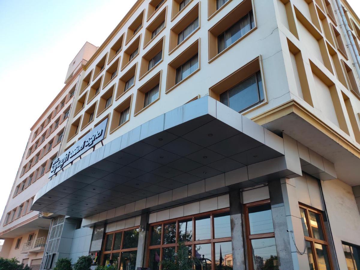 Hotel Saptagiri Hyderabad Exterior photo