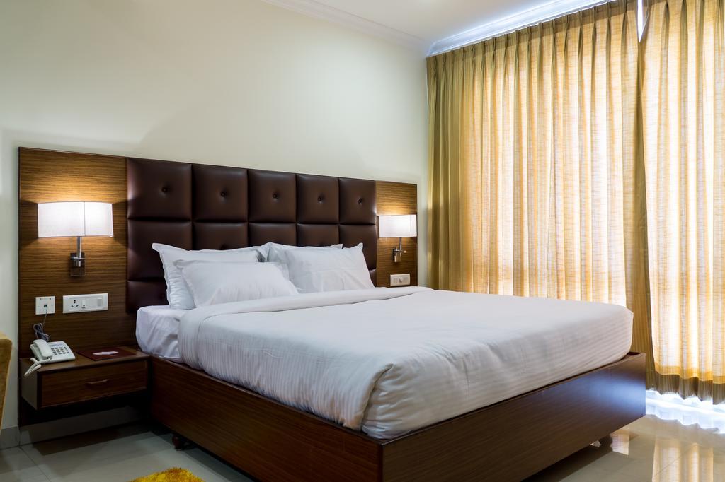 Hotel Saptagiri Hyderabad Exterior photo